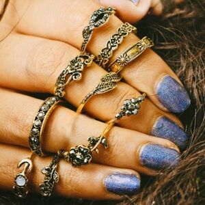 NEW Elegant BOHO Antiqued Vintage Style Opaque Opal Crystal 10 pcs Set Festival